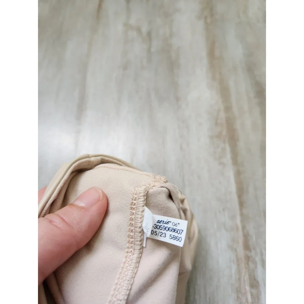 Aerie OFFLINE Nude Beige Pleather Leggings High Waisted Lightweight Yoga L EUC